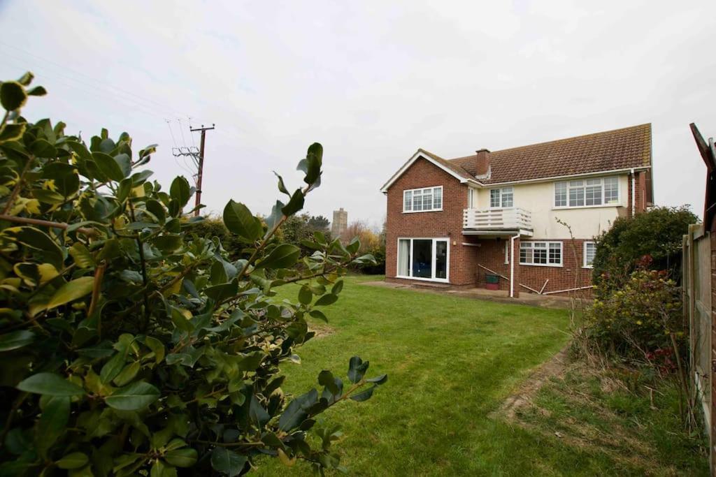 Spacious 5 Bed In The Countryside, Close To Frinton-On-Sea Kirby Cross エクステリア 写真