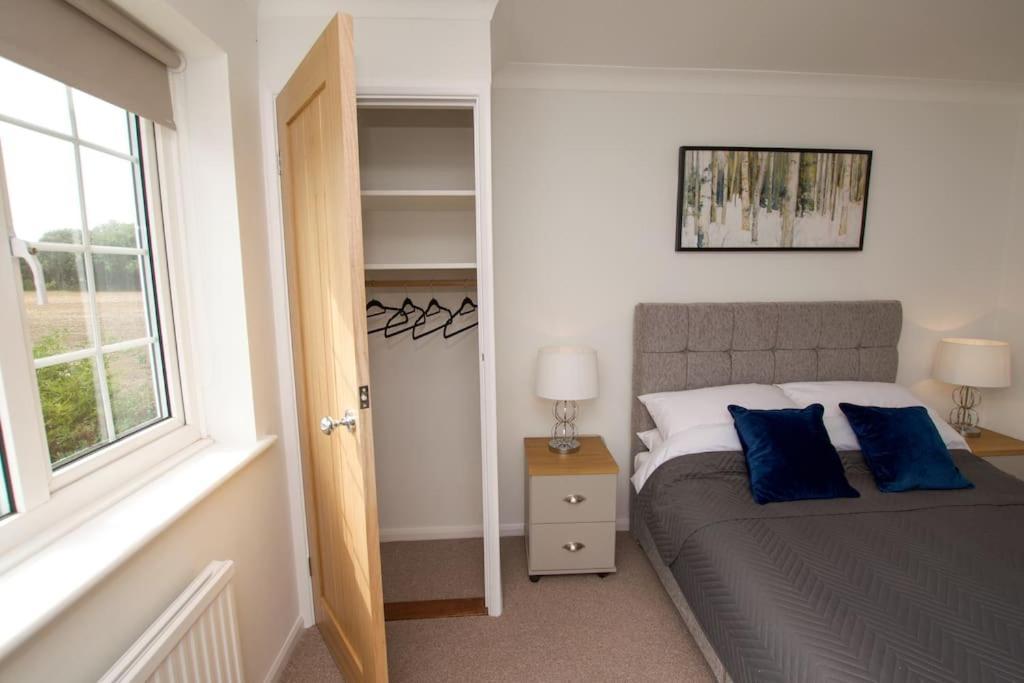 Spacious 5 Bed In The Countryside, Close To Frinton-On-Sea Kirby Cross エクステリア 写真