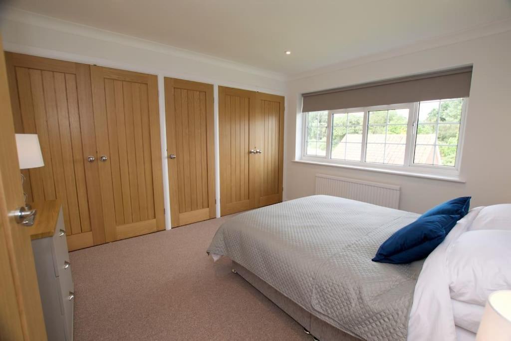 Spacious 5 Bed In The Countryside, Close To Frinton-On-Sea Kirby Cross エクステリア 写真