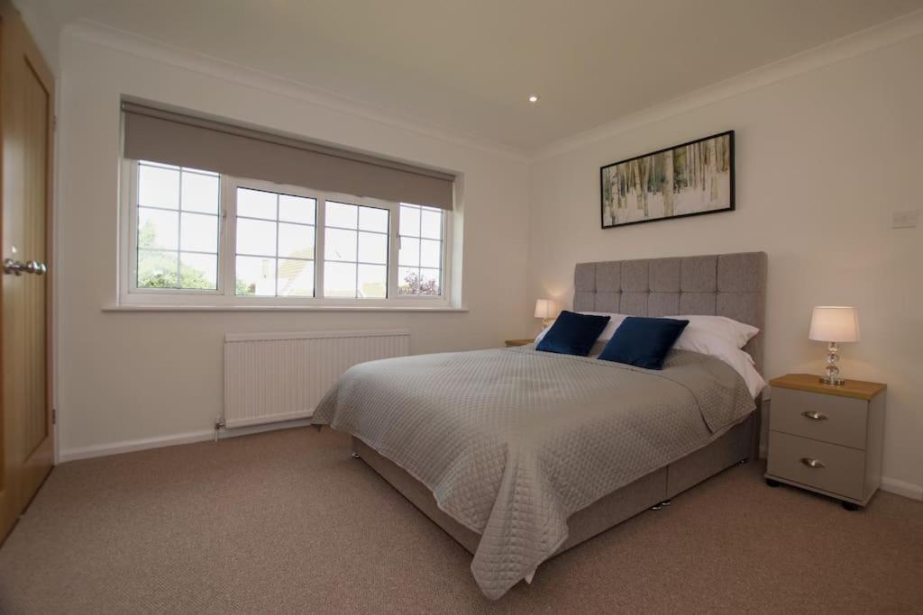 Spacious 5 Bed In The Countryside, Close To Frinton-On-Sea Kirby Cross エクステリア 写真